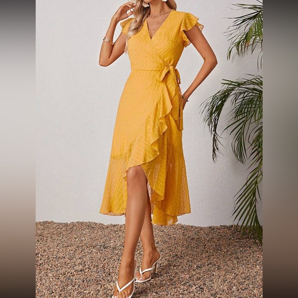 Boho Swiss dot ruffle hem knot side wrap dress - Picture 3 of 5